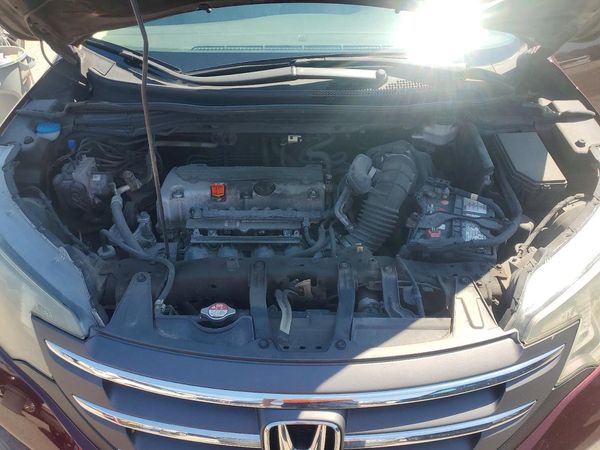 2014 HONDA CRV LX — Engine bay