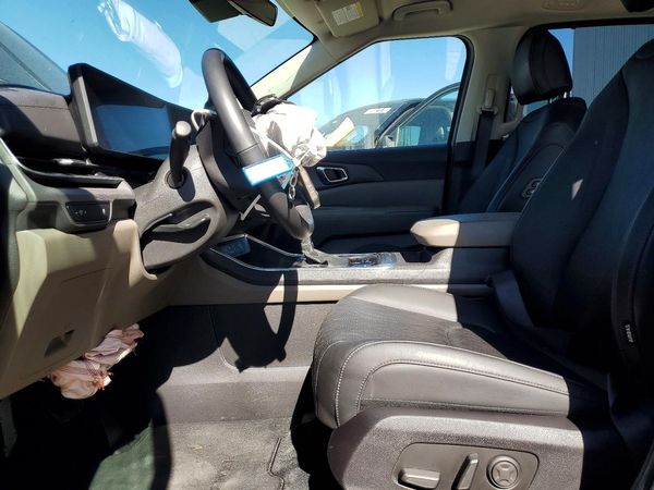 2026 KIA CARNIVAL EX