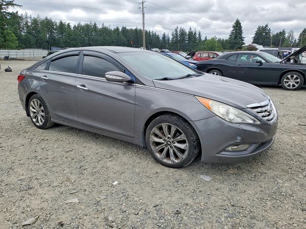 2012 HYUNDAI SONATA Middle level
