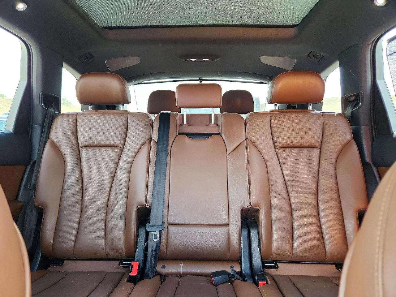 2017 AUDI Q7 quattro Premium Plus