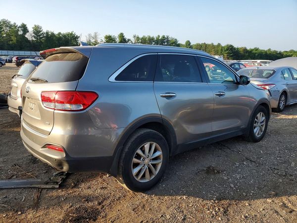 2017 KIA SORENTO L, LX