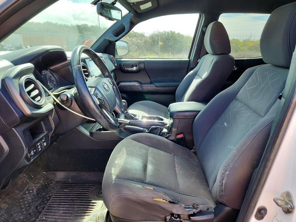 2017 TOYOTA TACOMA