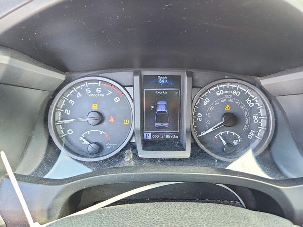 2017 TOYOTA TACOMA