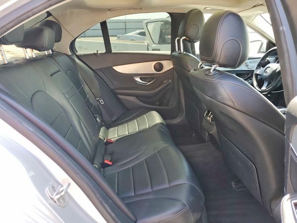 2016 MERCEDES-BENZ C C300