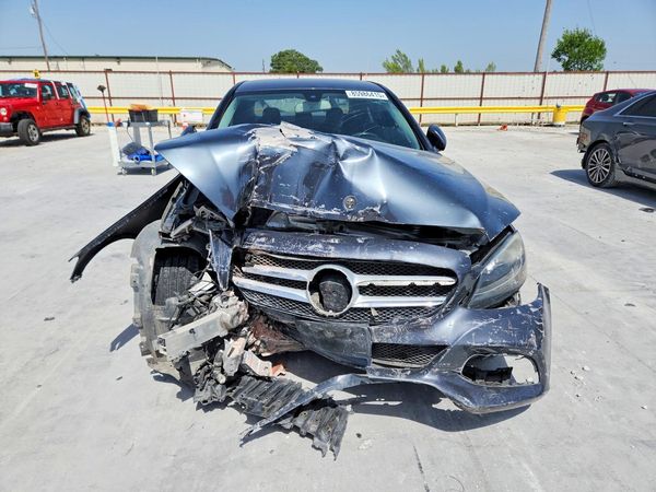 2015 MERCEDES-BENZ C 4-MATIC