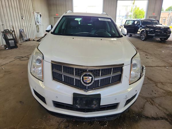 2012 CADILLAC SRX Luxury