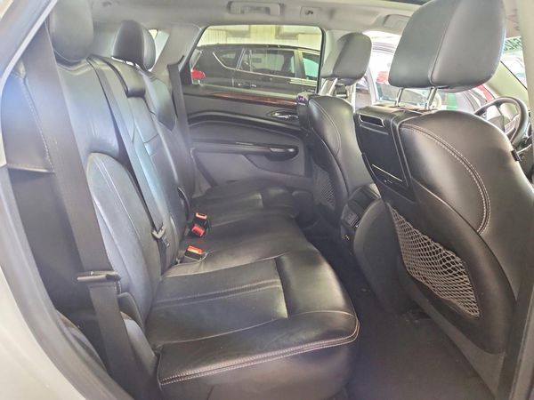 2012 CADILLAC SRX Luxury