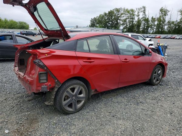 2020 TOYOTA PRIUS