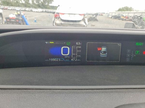2020 TOYOTA PRIUS
