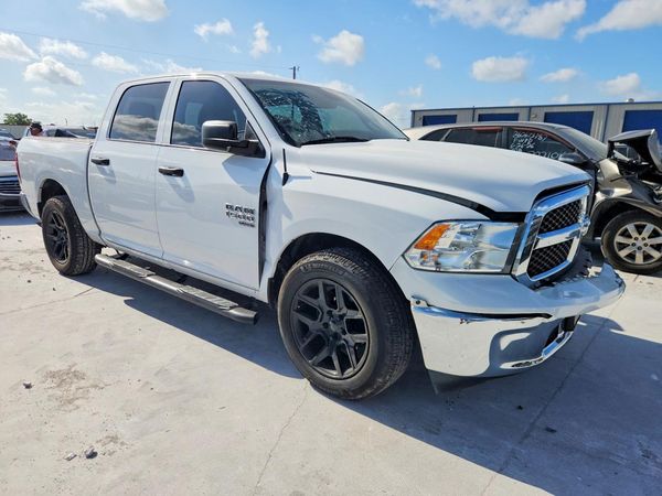 2022 RAM 1500 CLASSIC SLT
