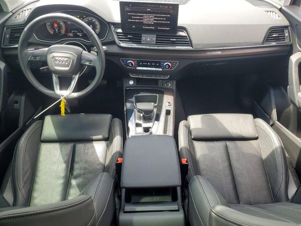 2023 AUDI Q5