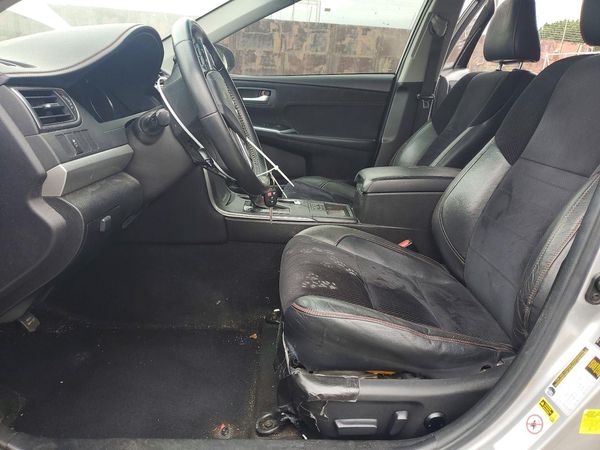 2015 TOYOTA CAMRY — DENT