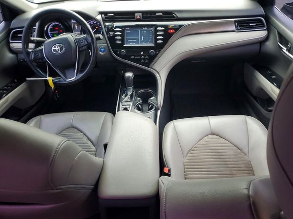 2019 TOYOTA CAMRY SOLA SE/XLE Hybrid — CKPT