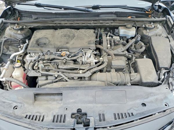 2019 TOYOTA CAMRY SOLA SE/XLE Hybrid — Engine bay