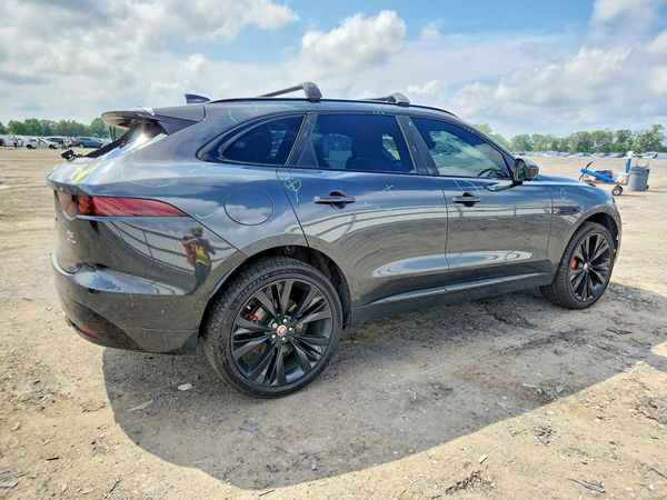 2018 JAGUAR F-PACE S