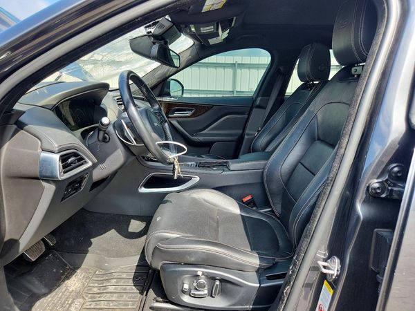 2018 JAGUAR F-PACE S