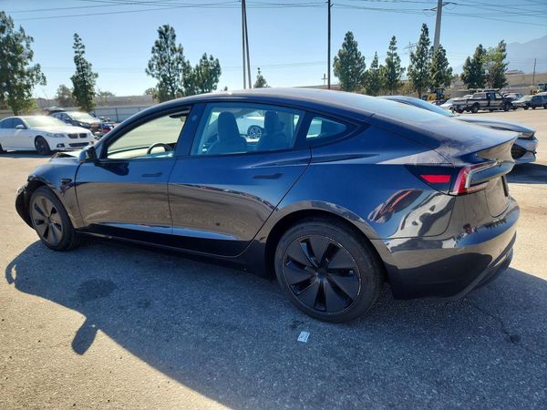 2025 TESLA MODEL 3