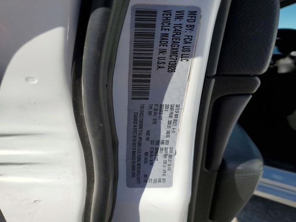 2021 JEEP GRAND CHEROKEE LAREDO 4X2