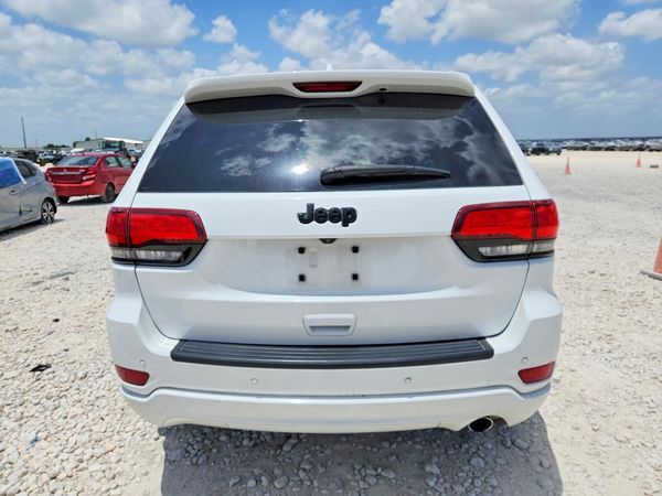 2020 JEEP GRAND CHEROKEE LAREDO 4X2