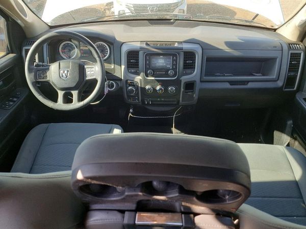 2014 RAM 1500 ST QUAD CAB 4X4