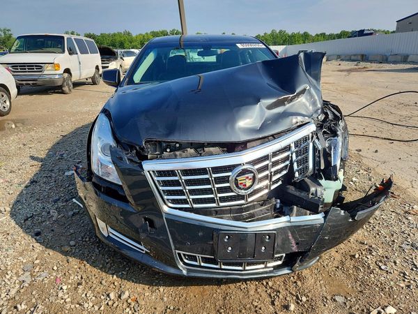 2015 CADILLAC XTS Luxury