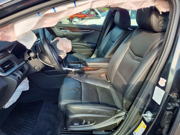 2015 CADILLAC XTS Luxury
