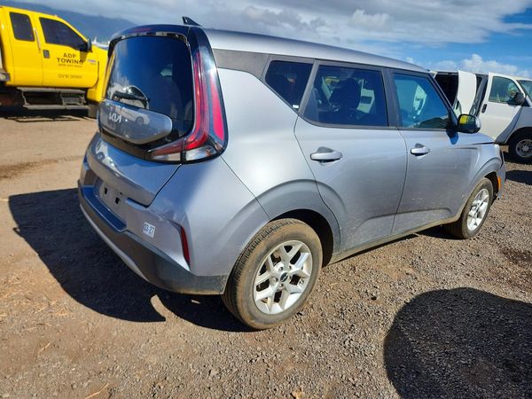2025 KIA SOUL LX, S