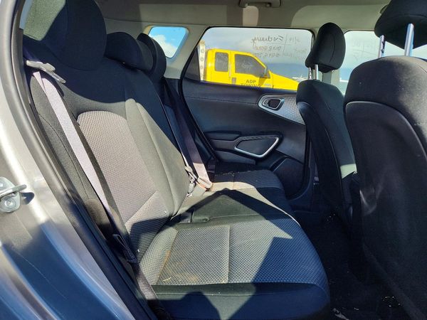 2025 KIA SOUL LX, S