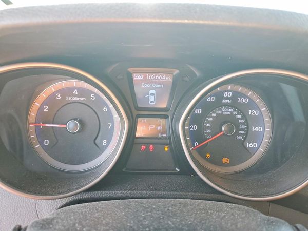 2013 HYUNDAI ELANTRA — ODOM