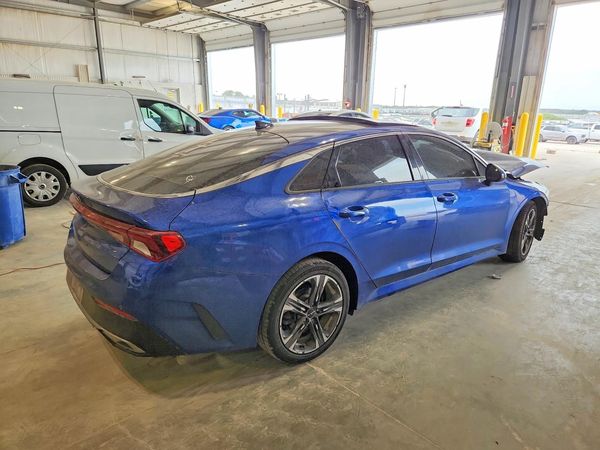 2022 KIA K5 EX