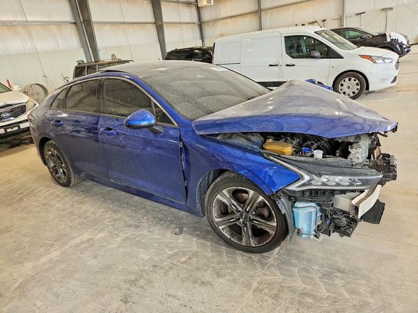 2022 KIA K5 EX