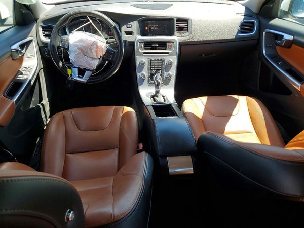 2018 VOLVO S60 Premier