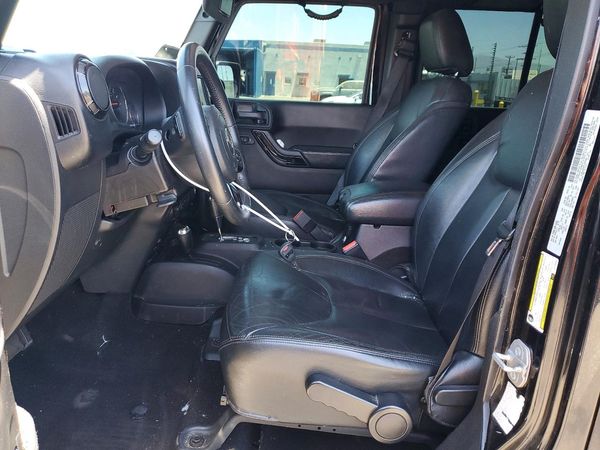 2015 JEEP WRANGLER UNLIMITED SAHARA 4X4