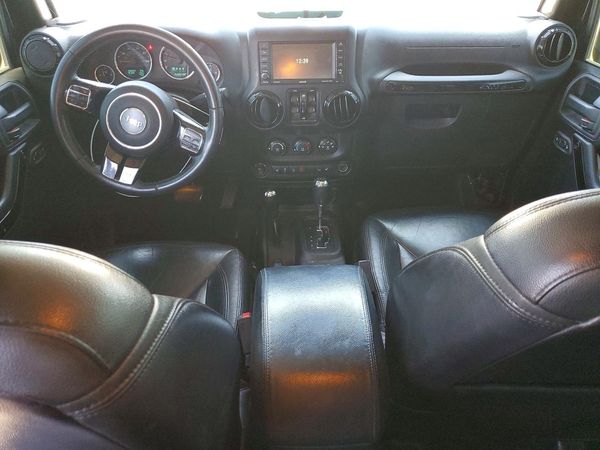 2015 JEEP WRANGLER UNLIMITED SAHARA 4X4