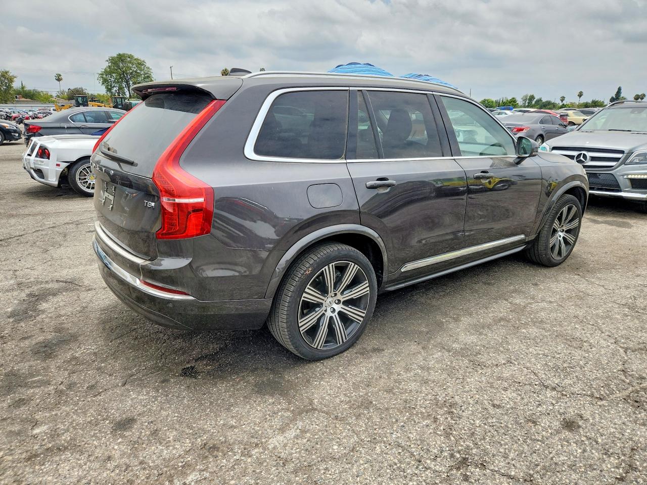 2024 VOLVO XC90 Plus Bright