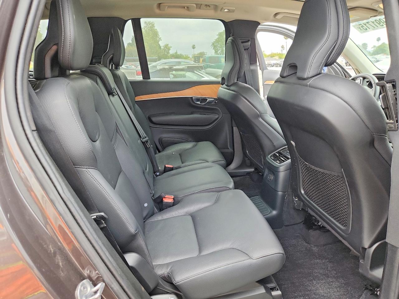 2024 VOLVO XC90 Plus Bright