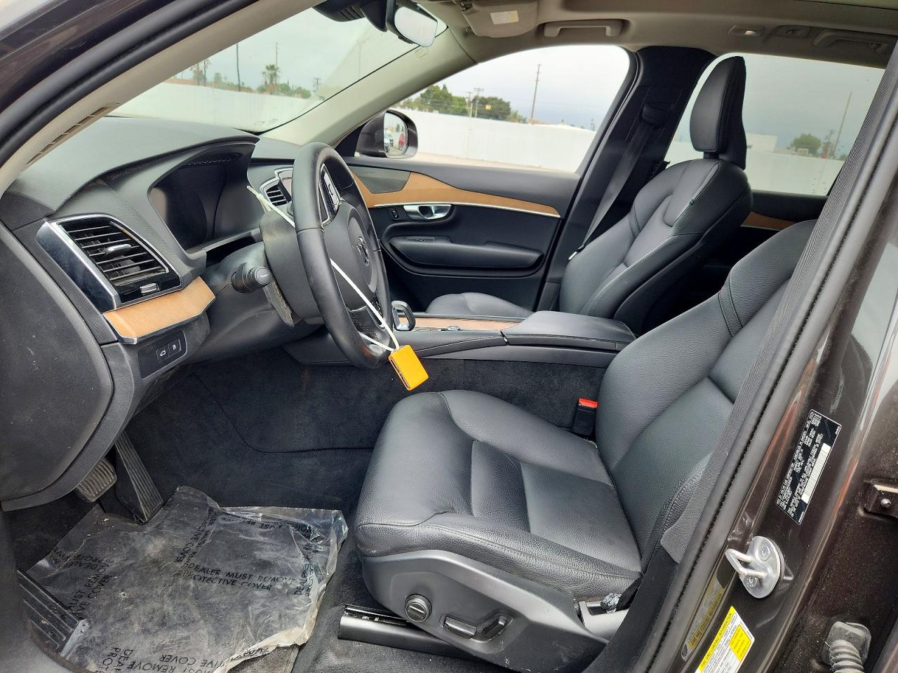 2024 VOLVO XC90 Plus Bright