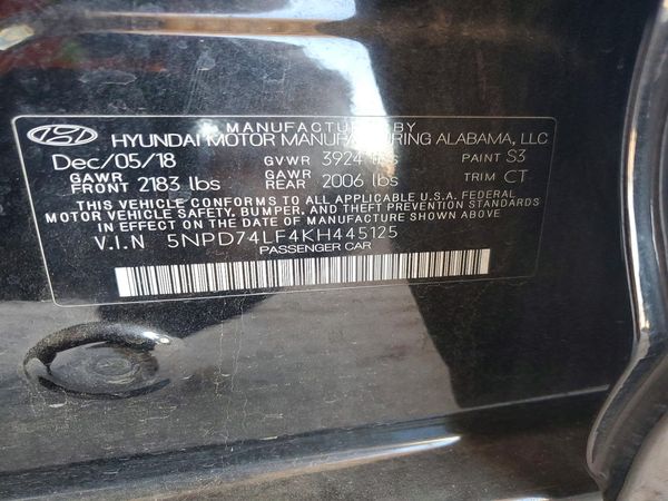 2019 HYUNDAI ELANTRA SE