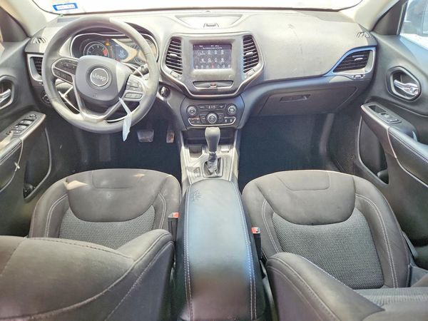 2019 JEEP CHEROKEE LATITUDE FWD