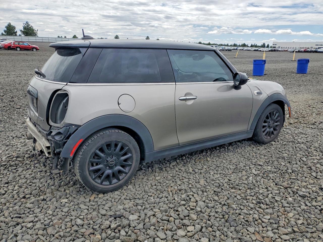 2019 MINI COOPER