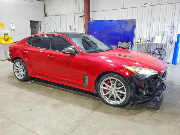 2018 KIA STINGER GT2