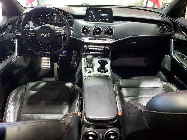 2018 KIA STINGER GT2