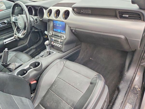 2020 FORD MUSTANG I4 Coupe