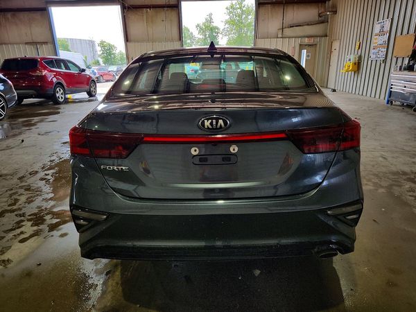 2021 KIA FORTE FE, LXS