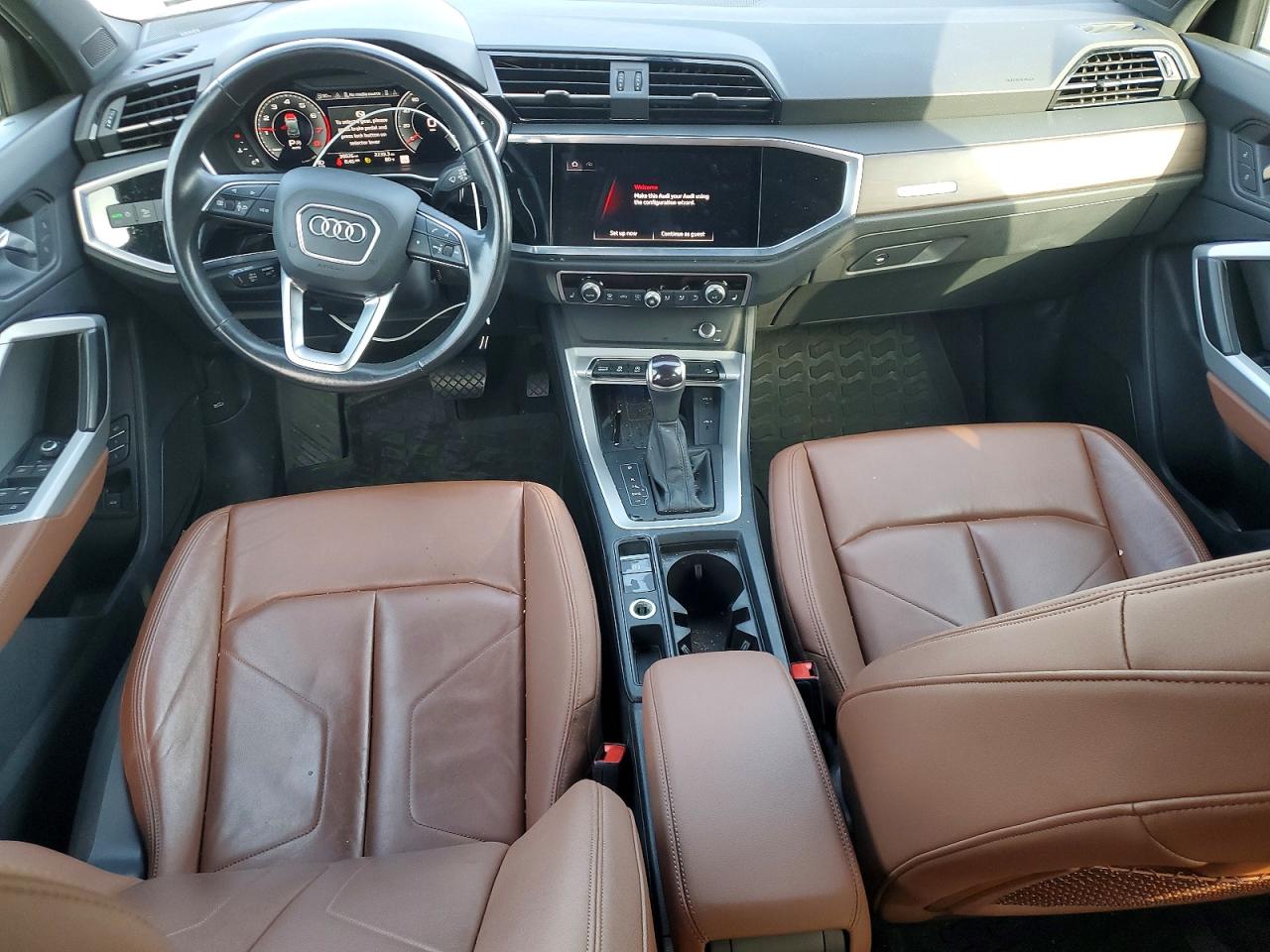 2022 AUDI Q3 quattro Premium Plus