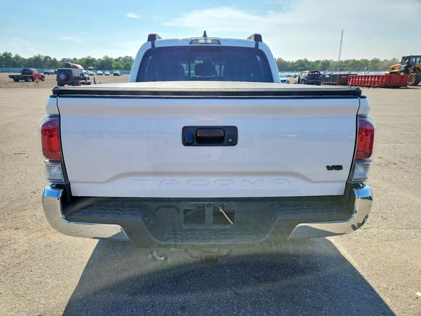 2021 TOYOTA TACOMA SR5