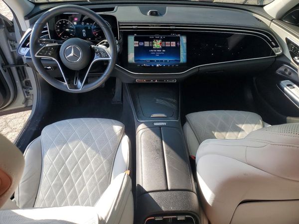 2024 MERCEDES-BENZ E