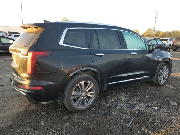 2021 CADILLAC XT6