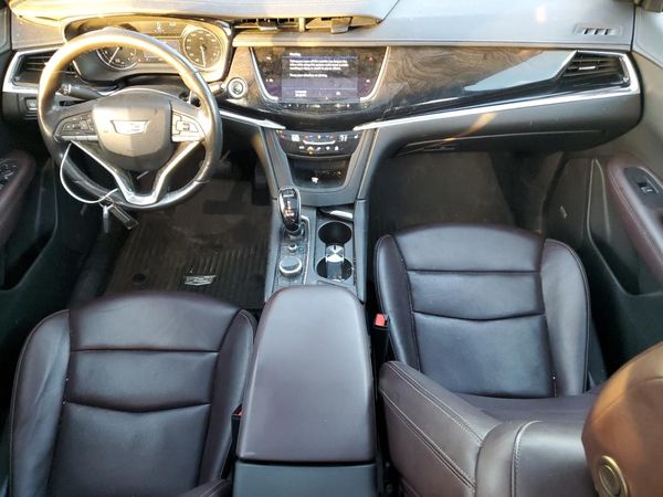 2021 CADILLAC XT6