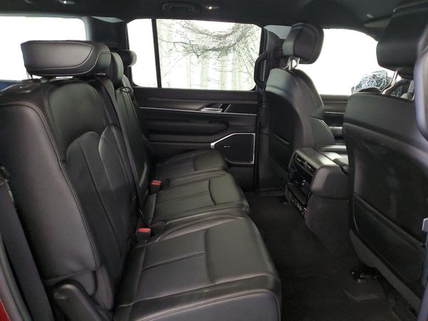2024 JEEP WAGONEER L SERIES II 4X4
